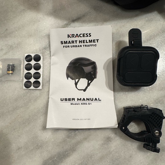 Kracess Smart Helmet - Picture 5 of 5